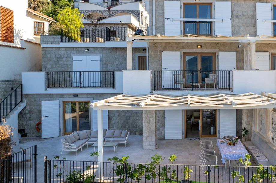 Vila sa privatnom plažom Blessing